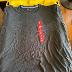 NWT Black Lucky Brand t shirt